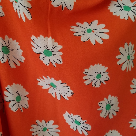 Cute orange flouncy skirt in great condition - Picture 2 of 6